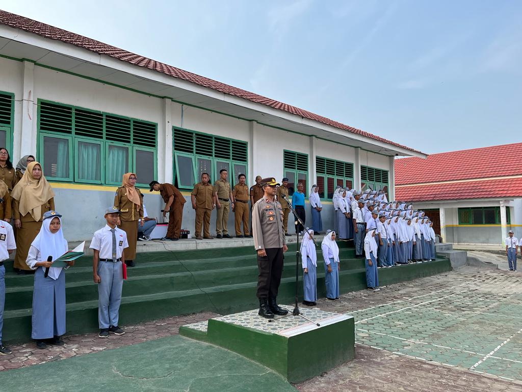 Serentak, Jadi Irup di Sekolah, Polres Lampung Utara Sampaikan Pesan Kapolda Lampung