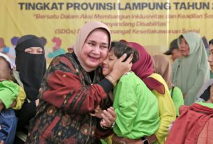 Bertepatan dengan Perayaan Hari Disabilitas Internasional dan HKSN, Ibu Riana Sari Arinal Resmikan Gedung Sekretariat Persatuan Komunitas Disabilitas Lampung di Sabah Balau Lampung Selatan