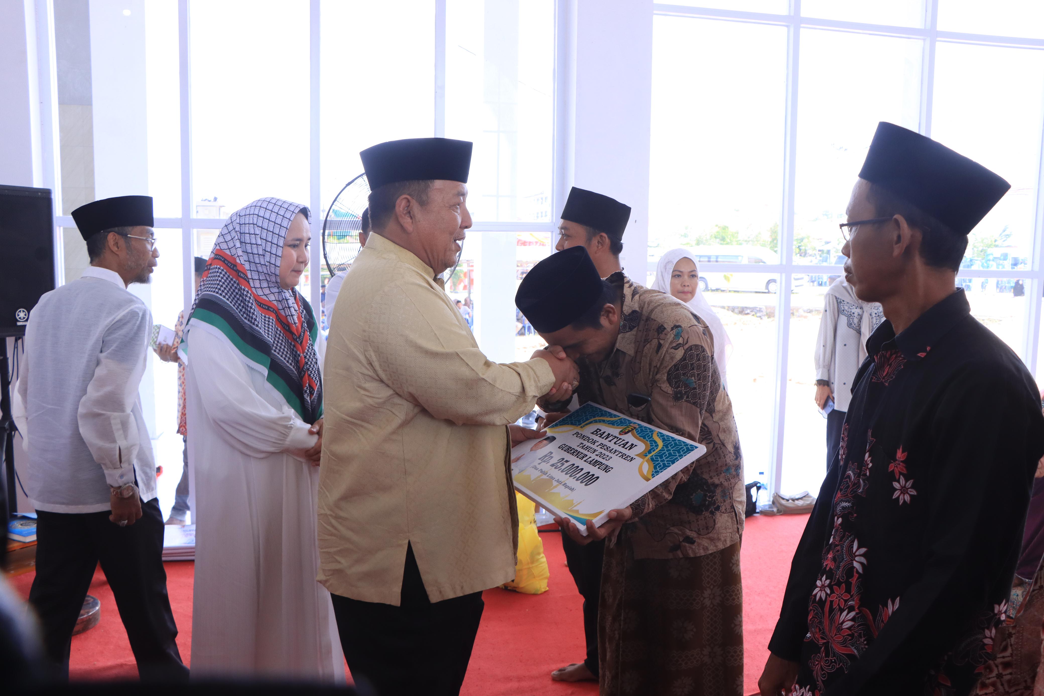 Gubernur Arinal Djunaidi Resmikan Masjid Al-Karim di Kabupaten Mesuji