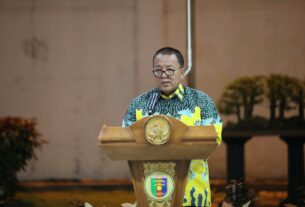 Gubernur Arinal Serahkan Piagam Penghargaan kepada 12 Kabupaten/Kota di Provinsi Lampung Peduli Hak Asasi Manusia Tahun 2022