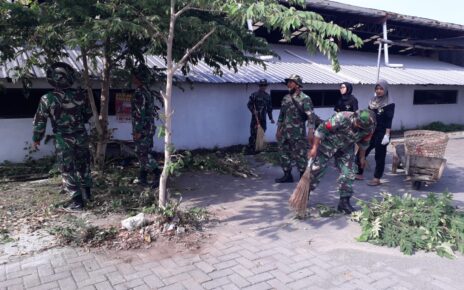 Karya Bakti TNI, Kodim Boyolali Sasar Pasar Pengging dan Dukuh Gatak
