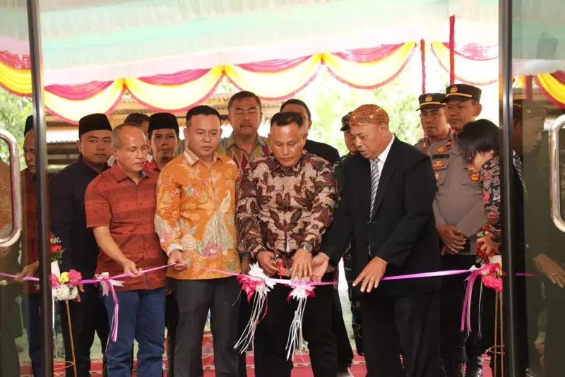 Pemkab Lampung Selatan Bantu Pembangunan Rumah Roboh