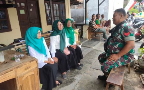 Ibu-Ibu PKK Tak Luput Dari Sasaran Komsos Babinsa Kelurahan Pajang, Ternyata Ini Alasannya