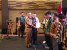 Sekdaprov Fahrizal Darminto Ikuti Penyerahan Sertifikat Hak Atas Tanah dan Launching Sertifikat Elektronik oleh Presiden Joko Widodo