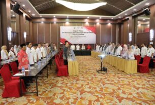 Sekdaprov Fahrizal Hadiri Rapat Pleno TPAKD Tahun 2023, Dukung Penguatan Koordinasi TPAKD Provinsi dan Kabupaten/Kota