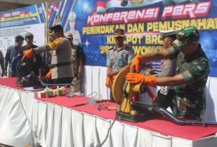 Dandim 0728/Wonogiri Dampingi Kapolres Pimpin Apel Deklarasi Jateng Zero Knalpot Brong