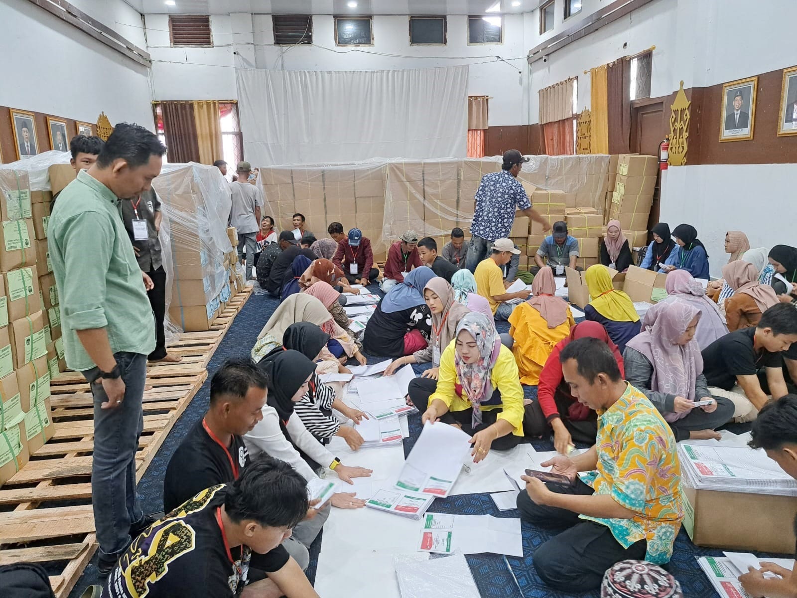 Polres Tulang Bawang Lakukan Monitoring dan Pengecekan Giat Pelipatan Surat Suara Pemilu 2024