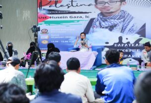 Ustaz Muhammad Husein Gaza “Kita yang Butuh Palestina”