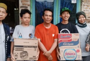 Data Rumah Dosen, Karyawan dan Mahasiswa Korban Banjir, Yayasan Alfian Husin Beri Bantuan Sembako