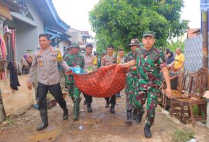 Kompak, Kapolresta Bandar Lampung Bersama Dandim 0410 Pimpin Bakti Sosial Di Lokasi Terdampak Banjir