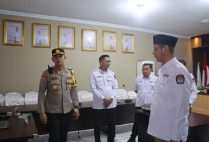 Polres Lampung Utara Amankan Rapat Pleno Hasil Pemilu 2024 Tingkat KPU Kabupaten