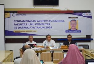 Prof Zainal A Hasibuan Berikan Masukan untuk Fakultas Ilmu Komputer Darmajaya Menuju Unggul