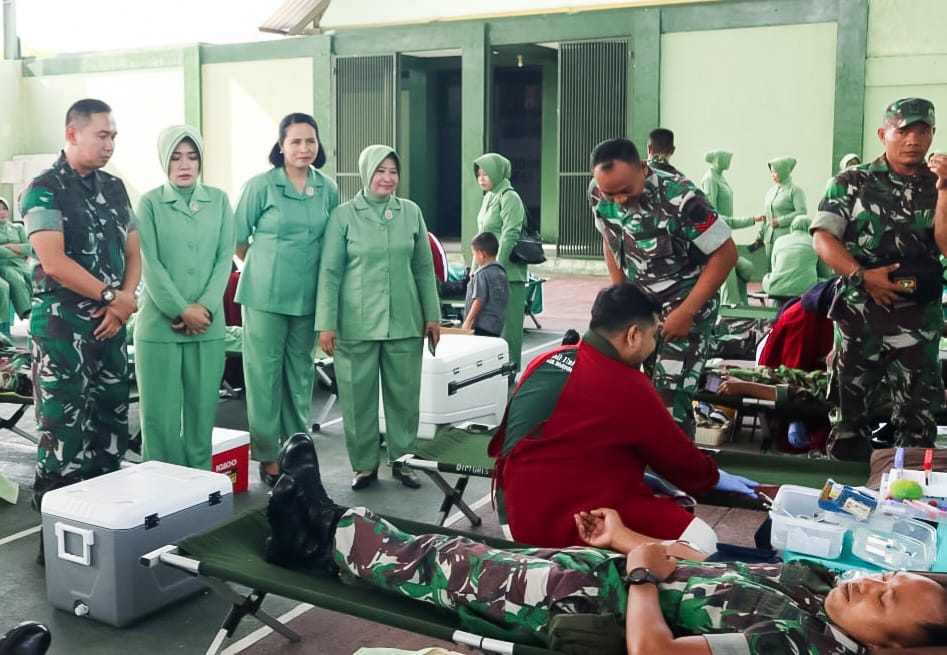 Sambut HUT ke- 78 Persit Kartika Chandra Kirana, Kodim Bojonegoro gelar Bakti Sosial Donor Darah