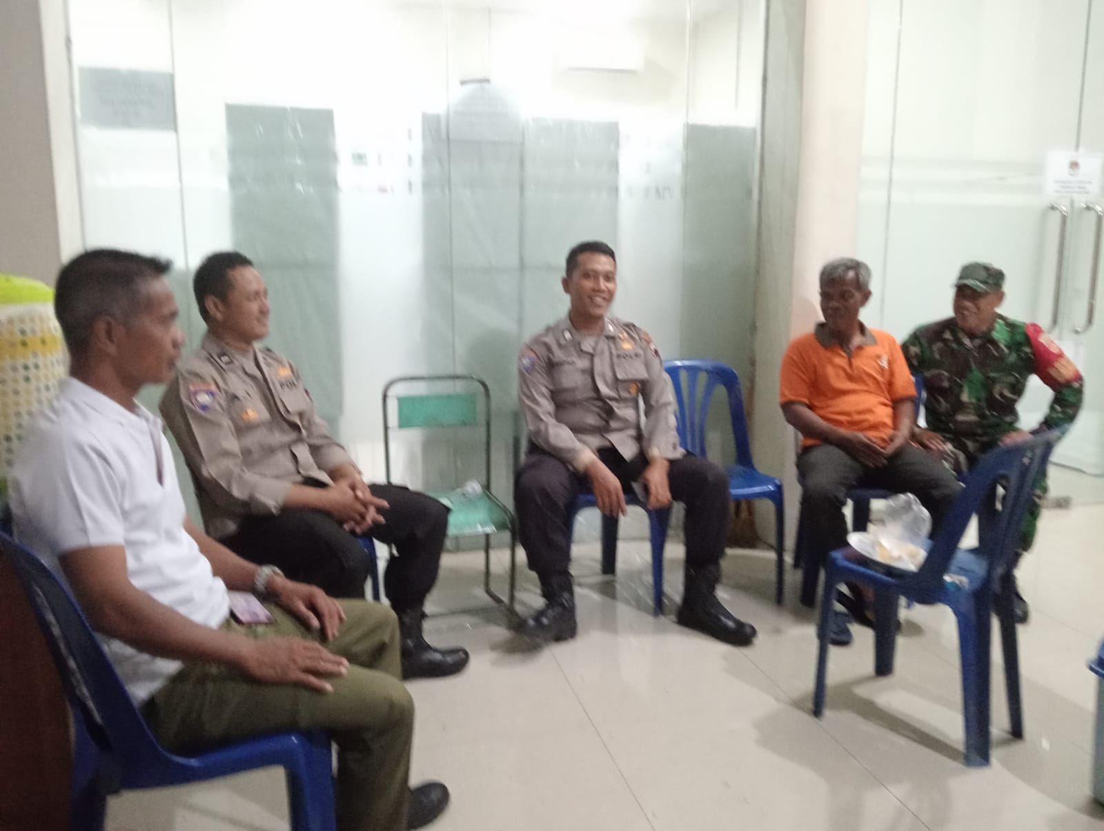 TNI Polri Turut Serta Amankan Kotak Suara Pemilu