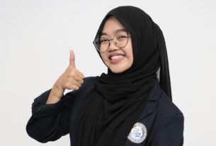 Anggota Legislatif Termuda dari Lampung Timur ini Mahasiswi kampus Terbaik Darmajaya