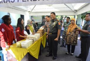 Bantu Kebutuhan Pokok Warga Jelang Bulan Suci Ramadhan, Kodim 0735/Surakarta Gelar Pasar Murah