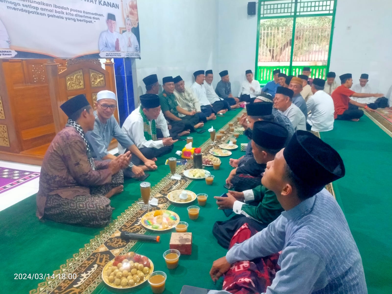 Safari Ramadhan Pemkab Way Kanan, Wabup Ali Rahman Berbuka Puasa Bersama Warga Mesir Ilir