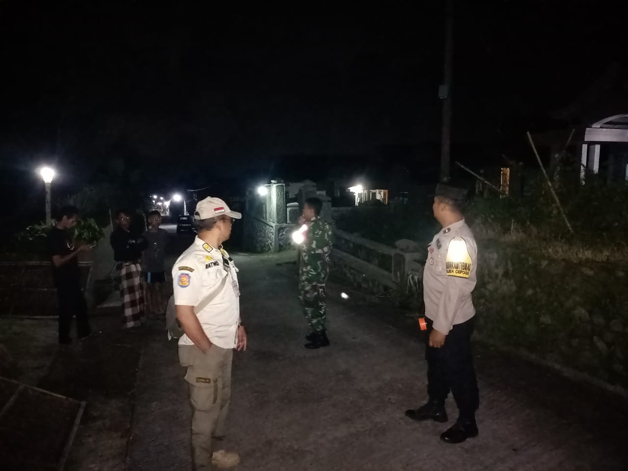 TNI Polri Turun Ke Lokasi Rumah Warga Akibat Puting Beliung
