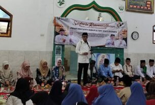 Raden Adipati Surya berkunjung ke Masjid Nurul Iman