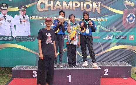 Alzena Meisya Khalida Archer Ardadedali Archery Club Sapu Bersih Medali Emas Babak Kualifikasi Kejuaraan Panahan Pilgub Jatim II