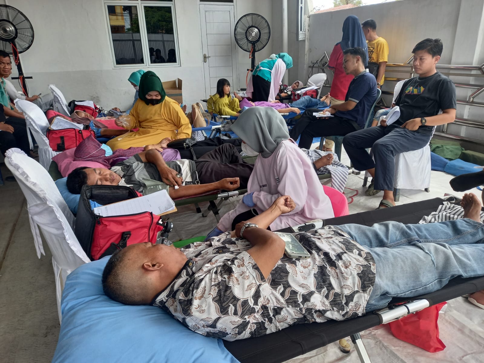 Peringati Hari Kartini, PMI dan KBLU gelar Donor Darah