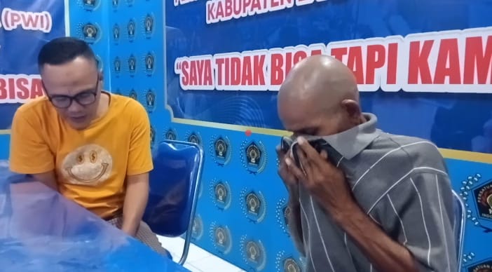 Teteskan air mata BLT DD dialihkan, Warga Madukoro mengadu ke PWI Lampura