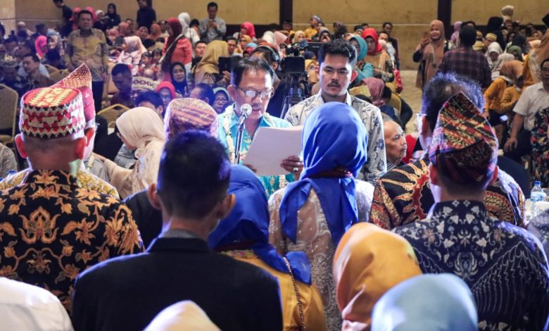 Bupati Pesisir Barat Lantik Pengurus DPP PMPB Krui Lampung