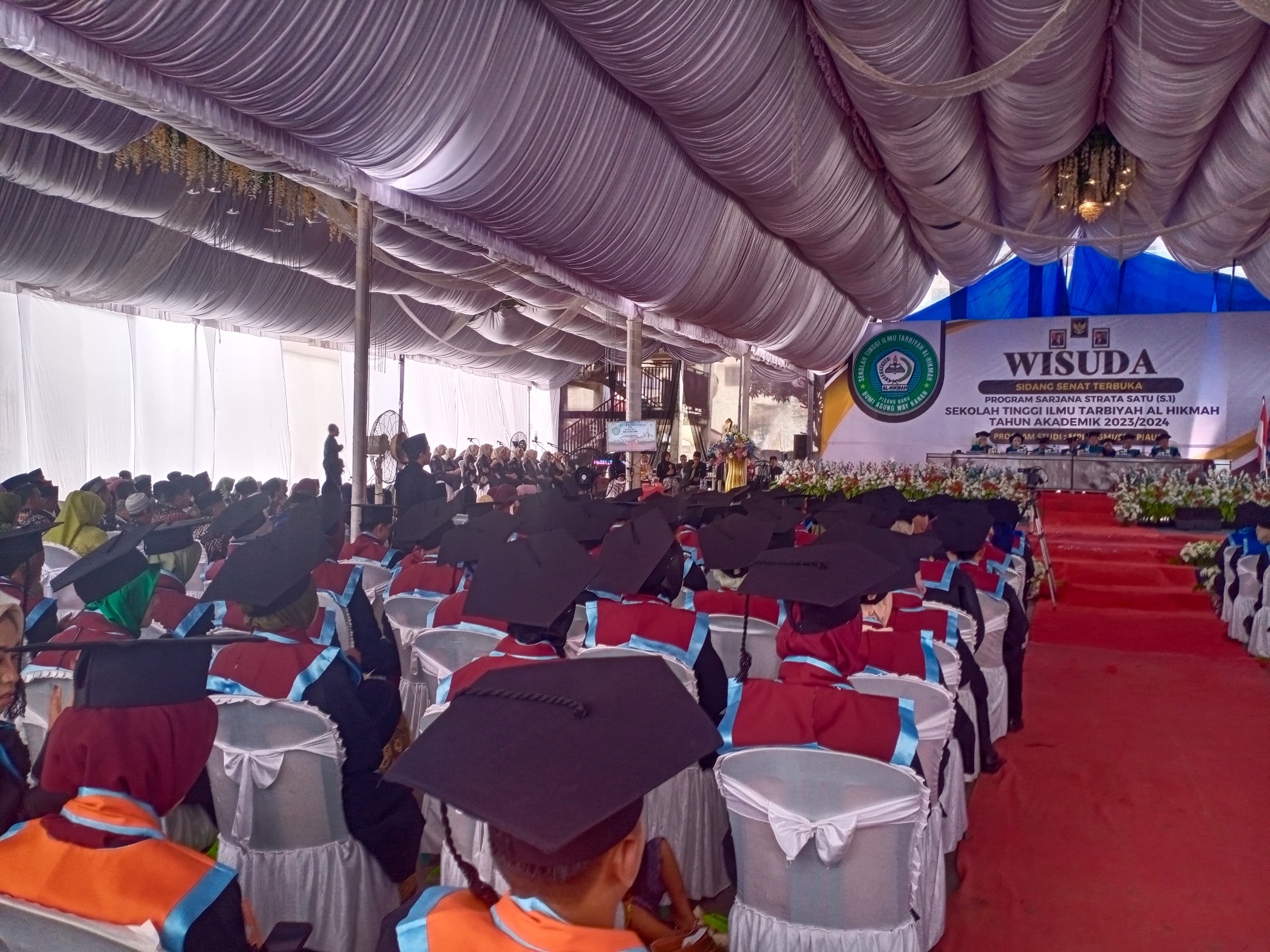 STIT Al-Hikmah Way Kanan Mewisuda 207 Mahasiswa Angkatan IV Tahun Akademik 2023/2024