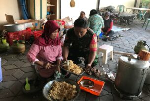 Peran Dapur Umum Dalam Program Karya Bakti Daerah Tahap I Tahun 2024 Di Wilayah Kelurahan Gandekan