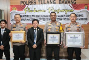 Polres Tulang Bawang dan Polsek Banjar Agung Terima Penghargaan Dari Lemkapi, Edi Hasibuan: Pertama Kali Untuk Polres dan Polsek di Polda Lampung