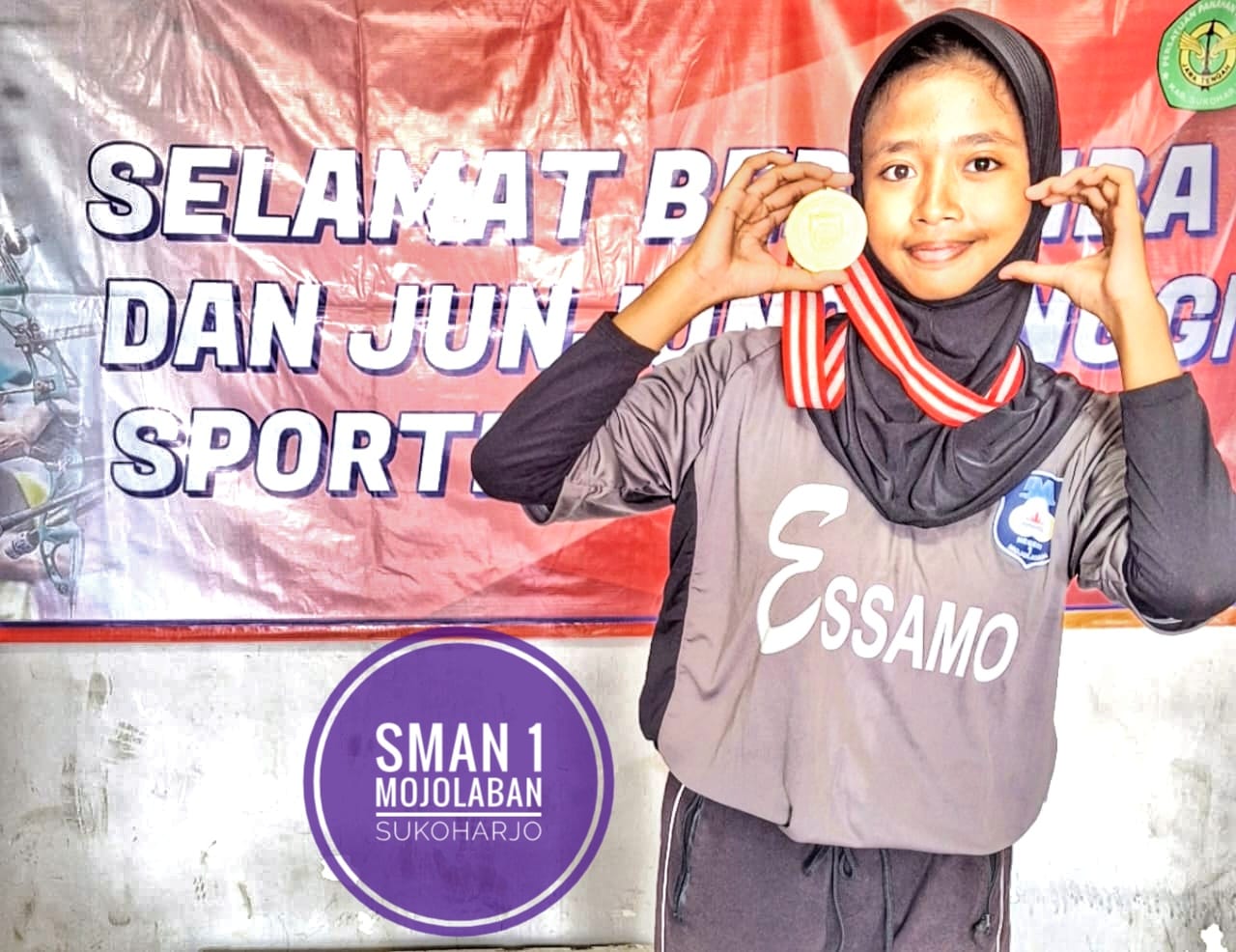 SMA Negeri 1 Mojolaban Sukoharjo Sabet Medali Emas Cabor Panahan Divisi Compound Putri