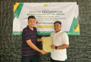 Ade Andre Irawan orang pertama ambil Formulir pendaftaran Calon Ketua Umum HIPMI Lampura