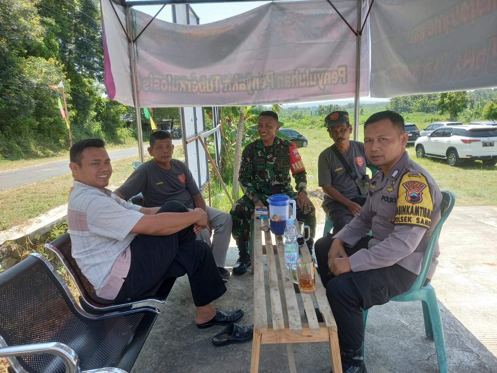 Babinsa Dan Bhabinkamtipmas Patroli Bersama Di Wilayah