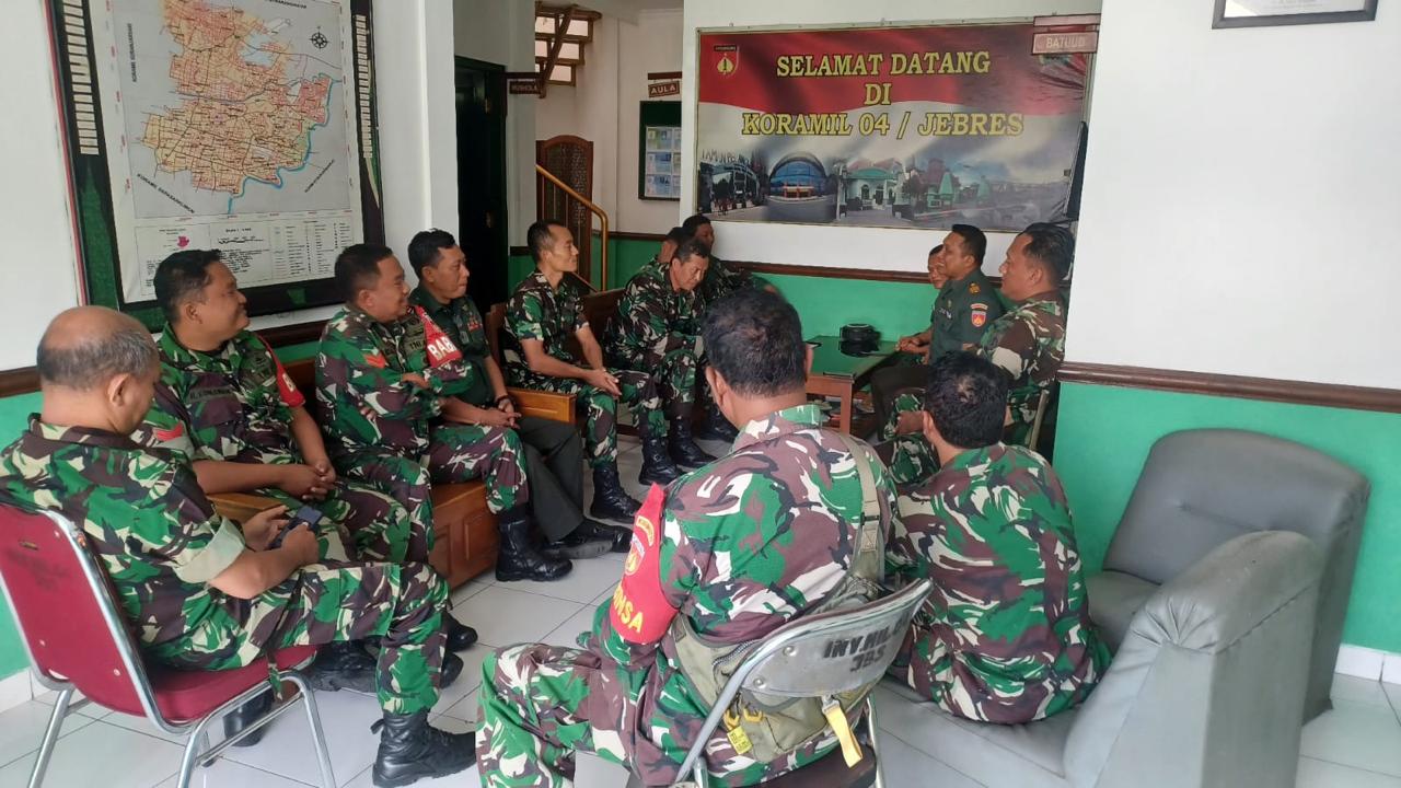 Begini Cara Danramil 04/Jebres Dalam Memelihara Moril Dan Semangat Anggota