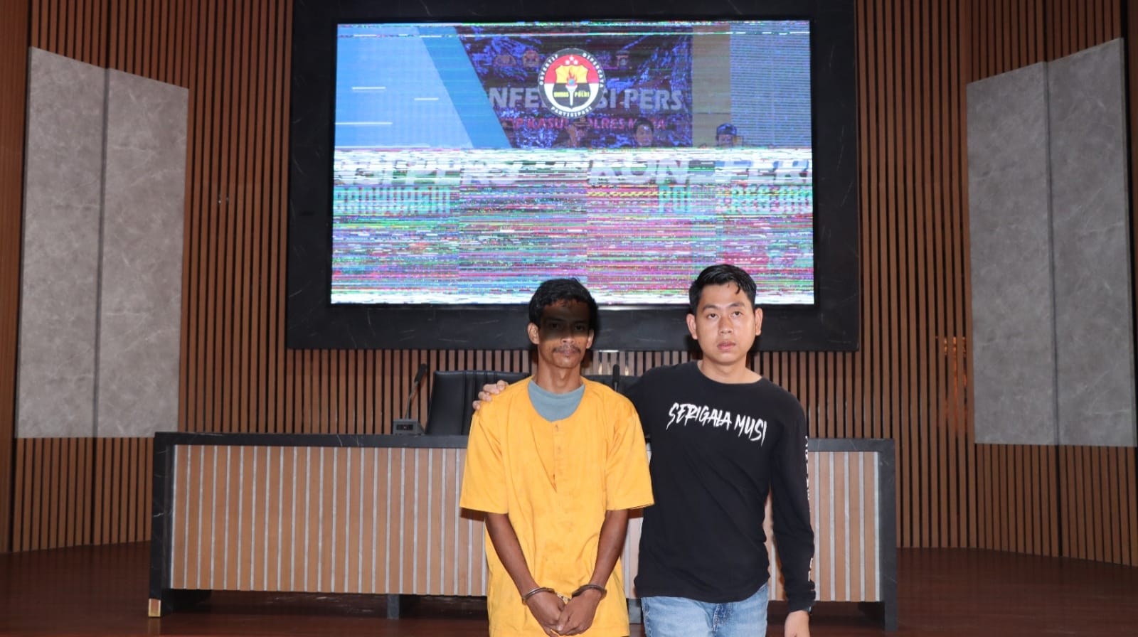 Lagi Lagi Si Jago Merah Yang Berasal Dari Sumur Minyak Ilegal Mengamuk