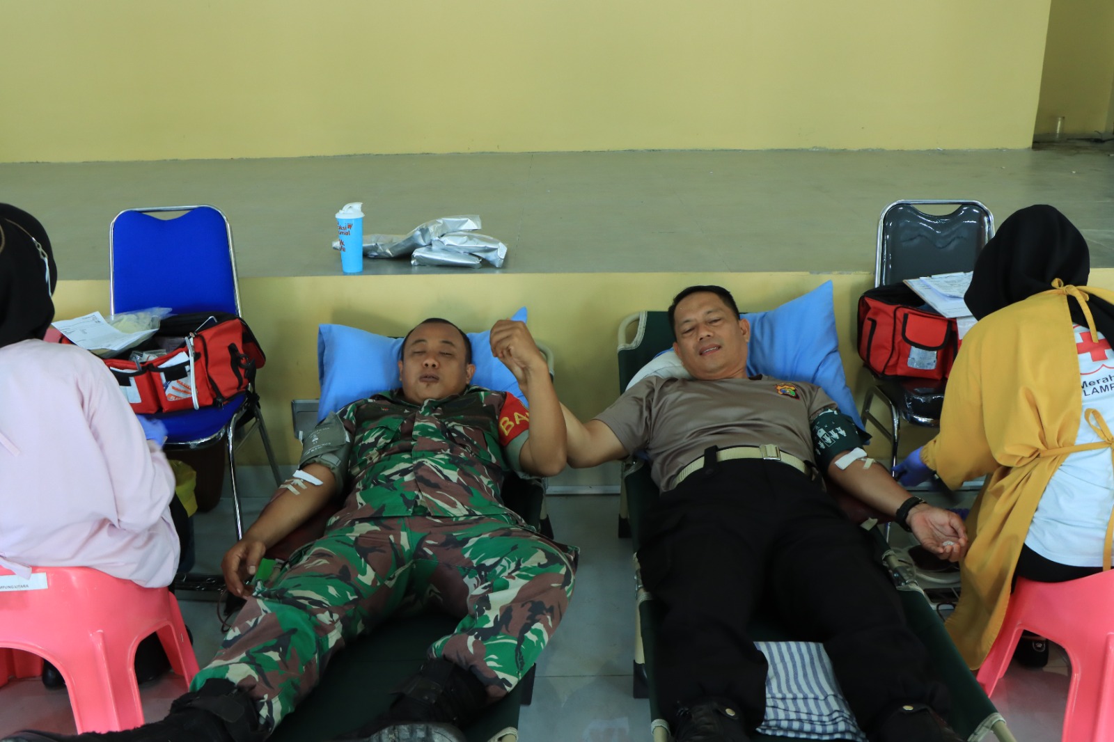 Polres Tulang Bawang Barat Gelar Donor Darah Dalam Rangka HUT Bhayangkara ke 78