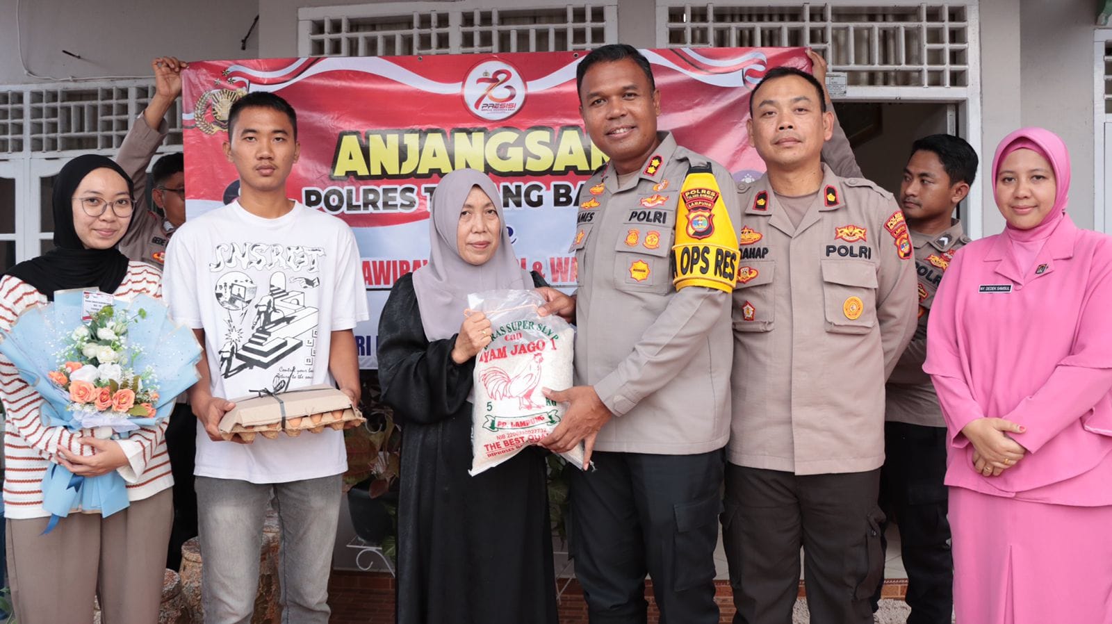 https://www.lampungvisual.com/polres-tulang-bawang-gelar-anjangsana-ke-purnawirawan-dan-warakawuri-akbp-james-paparkan-tujuannya