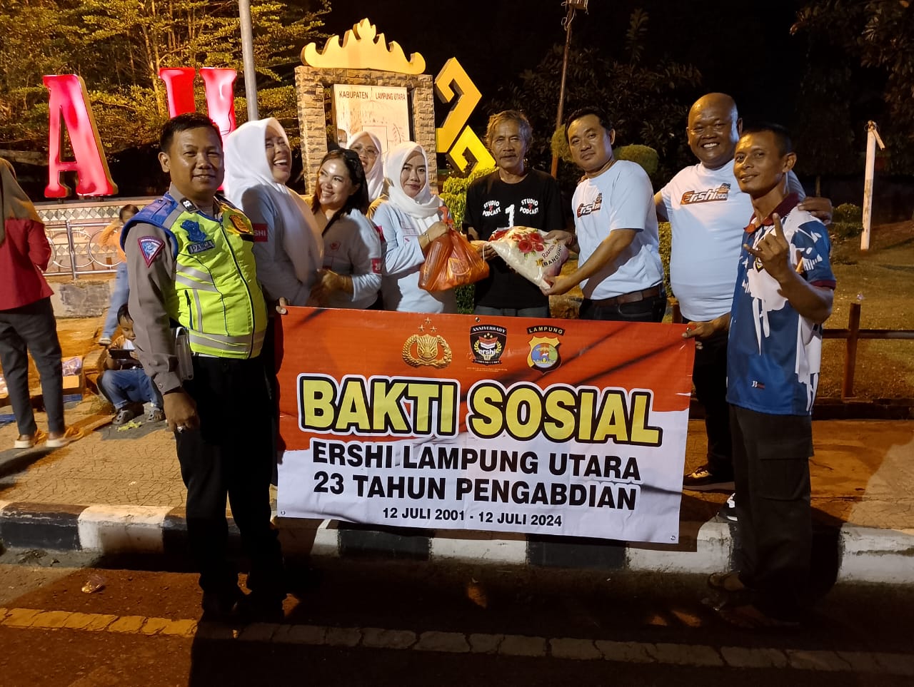 Anniversary Ke-23, Ershi Lampung Utara bagikan sembako