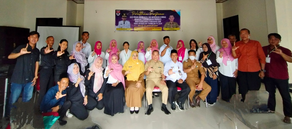 Dinas Koperasi UMKM, Perindustrian dan Perdagangan Lakukan Pelatihan Perizinan Bagi Usaha Mikro Kecil dan Menengah