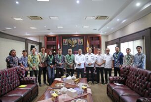 Pj. Gubernur Samsudin Menerima Kunjungan Mahasiswa yang Tergabung dalam KAMMI