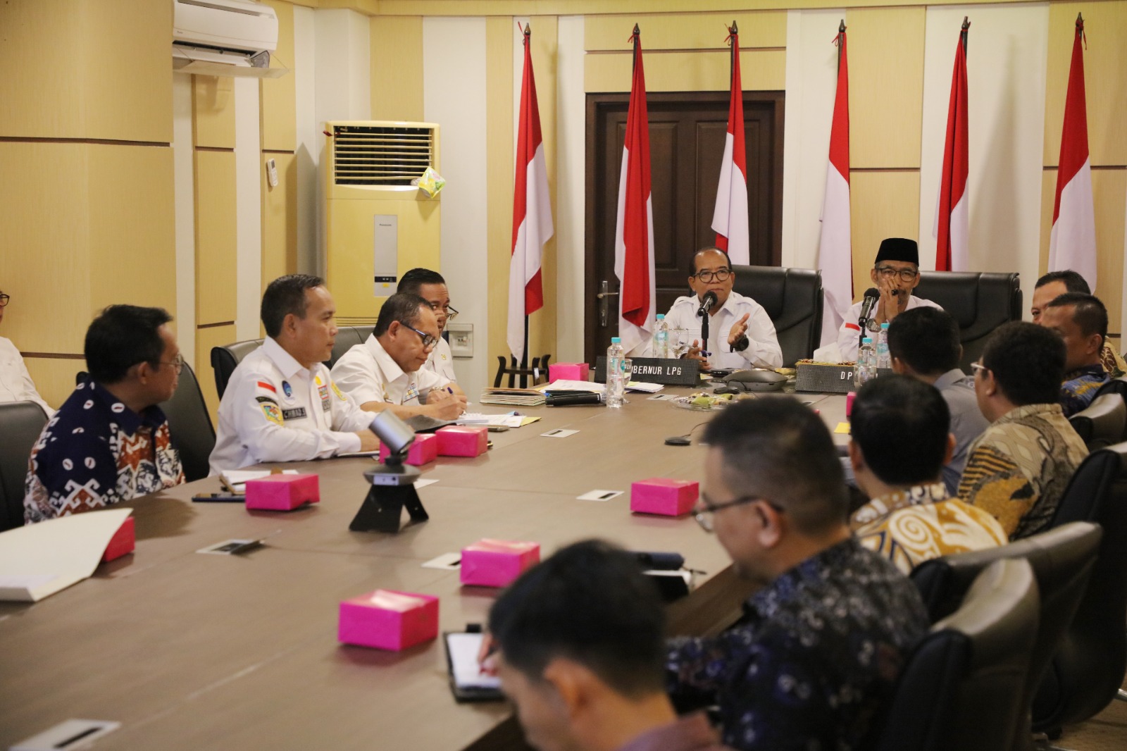 Gubernur Samsudin Terima Kunker Ketua Komite III DPD RI Abdul Hakim, Bahas PPDB Sistem Zonasi dan Persiapan PON XXI Aceh - Sumut