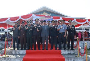 Kapolres Pesisir Barat AKBP Alsyahendra Pimpin Upacara HUT Bhayangkara ke-78