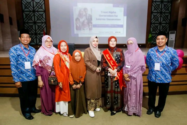 Bunda PAUD Muba Hj Triana Hadir dan Buka Workshop Parenting di Opproom