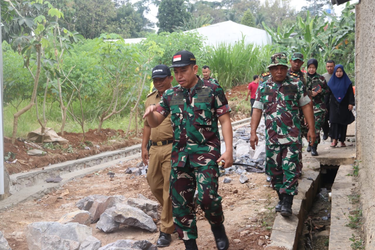 Dandim 0410/Kota Bandar Lampung Tinjau Lokasi Pelaksanaan Karya Bhakti di Pinang Jaya