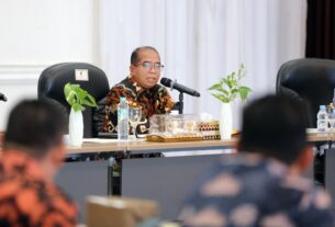Pj. Gubernur Samsudin Pimpin Rapat Progres Pembangunan Kota Baru