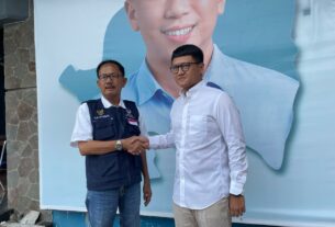 Ketua DPD partai Nasdem pesibar kembali kan berkas bakal calon wakil gubernur Lampung.
