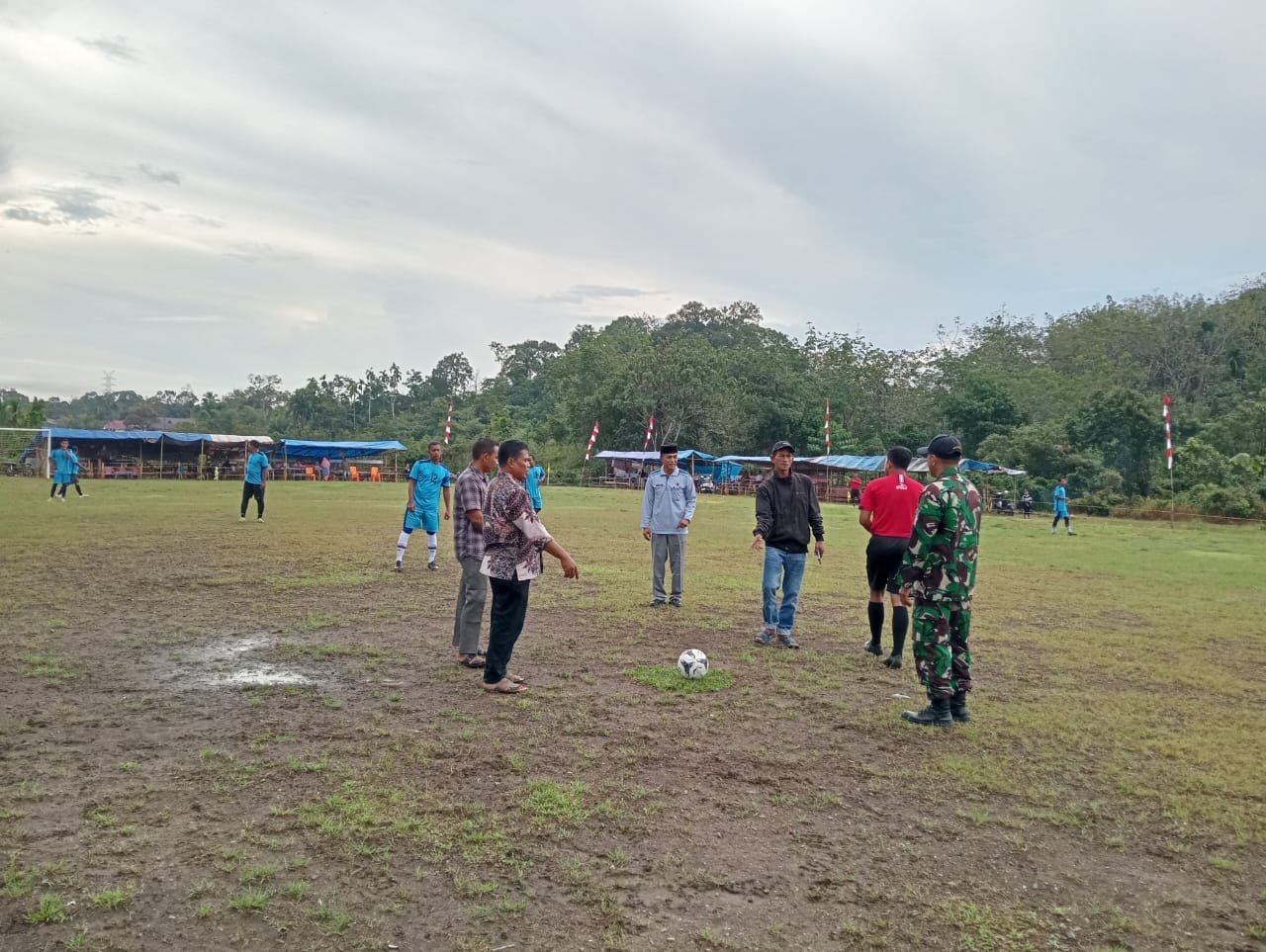 Muspika Panton Reu Secara Resmi Membuka Turnamen Sepakbola Piala Keuchik Meutulang Dalam Rangka Menyambut HUT RI Ke - 79