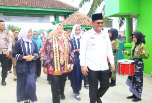 Pj. Bupati Lampung Utara Hadiri Penilaian Lomba Sekolah Sehat Usaha Kesehatan Sekolah di SMPN 1 Abung Semuli.