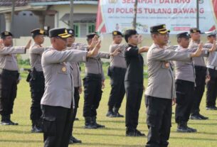 Penting dan Harus Dikuasai, Polres Tulang Bawang Gelar Latkatpuan 12 Gerakan Pengaturan Lalu Lintas