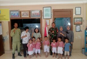 Babinsa Pasar Kliwon Berikan Penyuluhan Dan Motivasi Semangat Belajar Kepada Anak-anak TK Aisyiah Solo